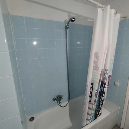 In Shared Quarto em Acomodações Particulares