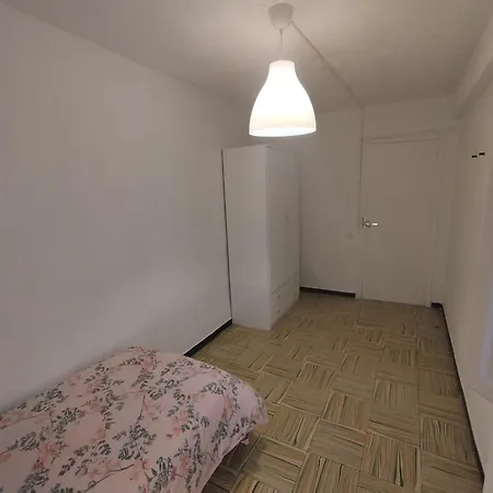In Shared Quarto em Acomodações Particulares *